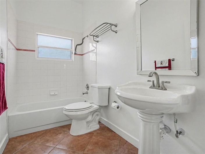 Image No.29-4 Bed Property for sale