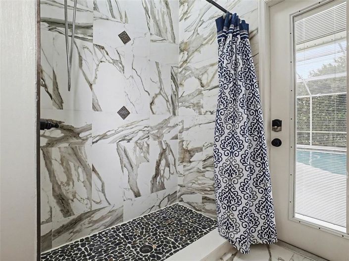 Image No.33-4 Bed Property for sale