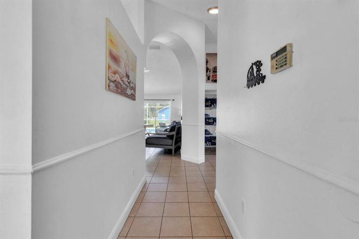 Image No.10-3 Bed Property for sale