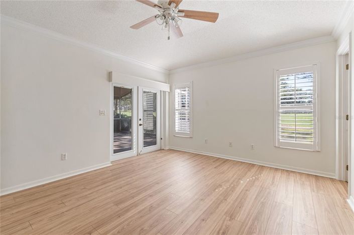 Image No.28-3 Bed Property for sale