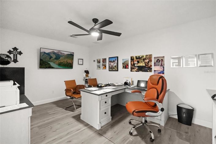 Image No.22-5 Bed Property for sale