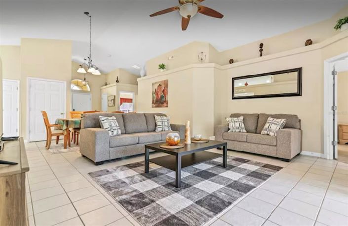 Image No.3-4 Bed Property for sale