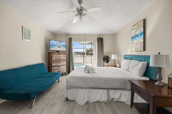 Image No.26-4 Bed Property for sale