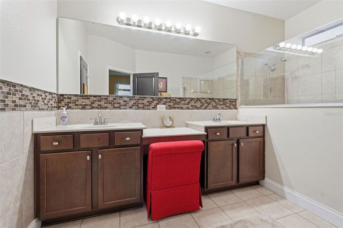 Image No.17-Propriété de 5 chambres à vendre à Kissimmee