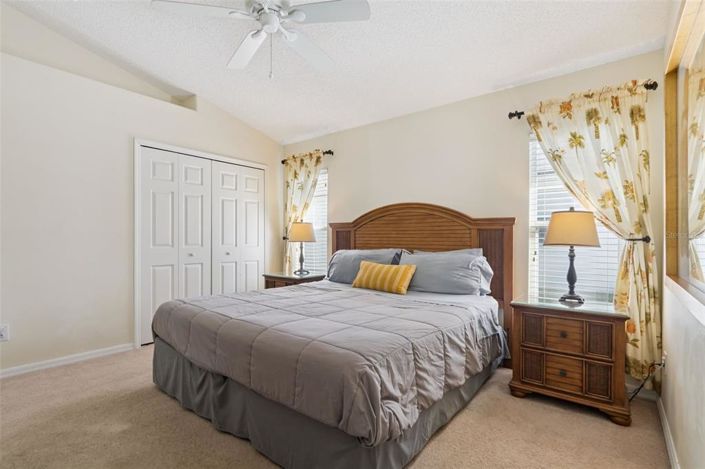 Image No.15-6 Bed Property for sale