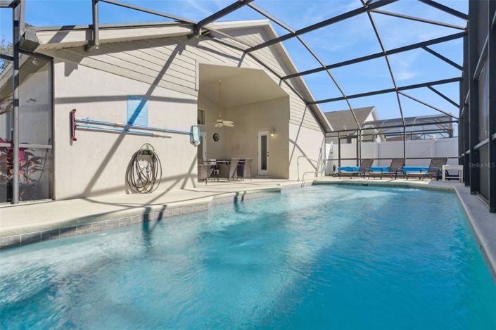 Image No.27-6 Bed Property for sale