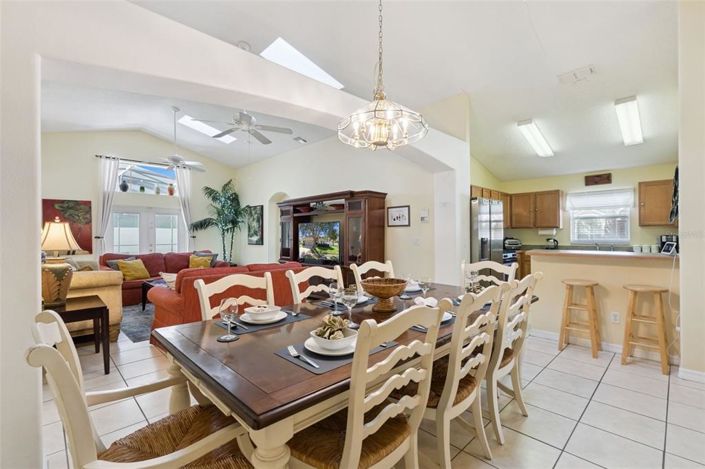 Image No.7-6 Bed Property for sale