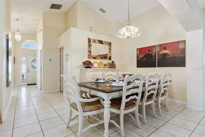 Image No.8-6 Bed Property for sale