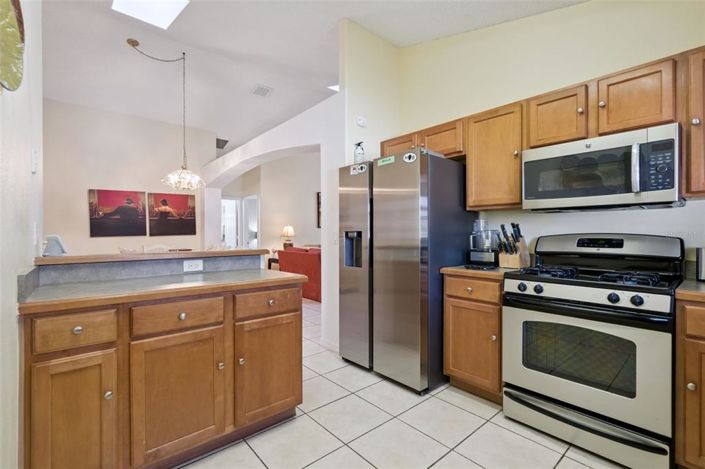 Image No.9-6 Bed Property for sale