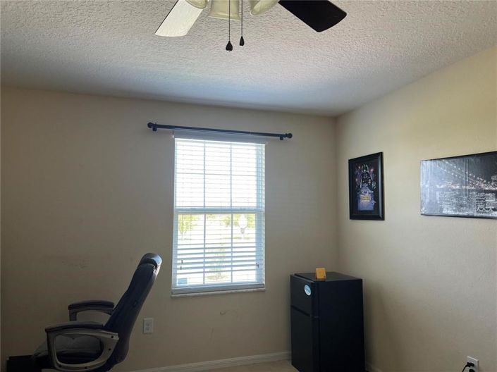 Image No.28-4 Bed Property for sale