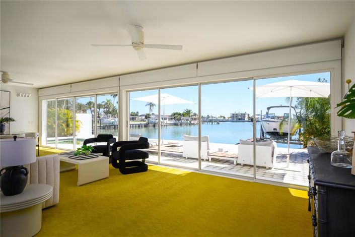 Image No.14-4 Bed Property for sale