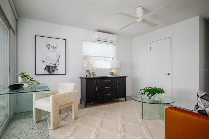 Image No.35-4 Bed Property for sale