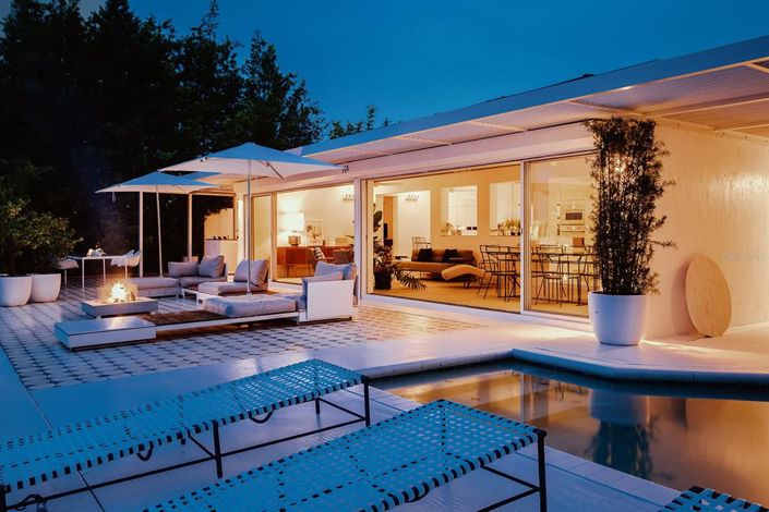 Image No.53-4 Bed Property for sale