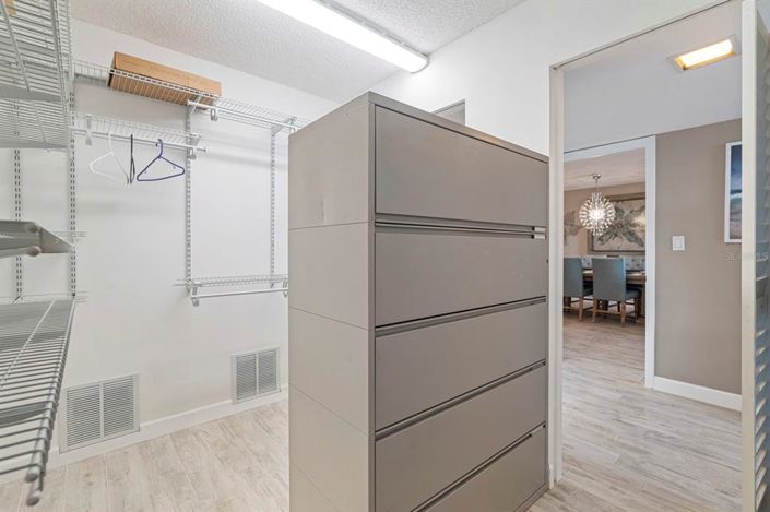 Image No.36-2 Bed Property for sale