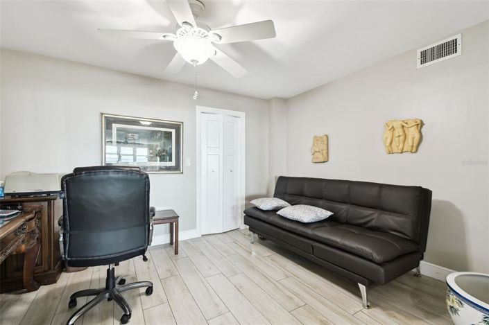 Image No.33-3 Bed Property for sale