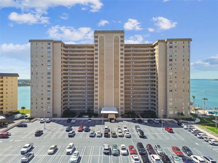 Image No.42-3 Bed Property for sale