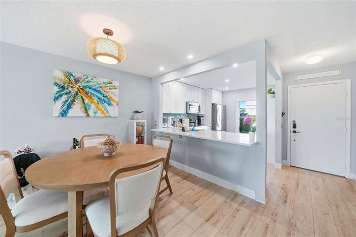 Image No.18-4 Bed Townhouse for sale