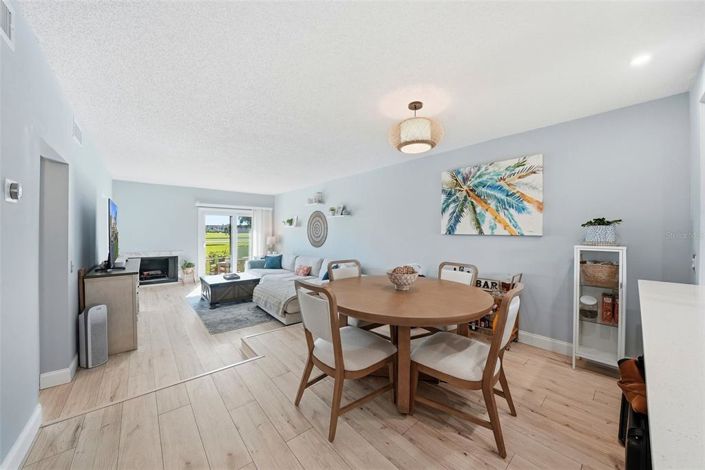 Image No.20-4 Bed Townhouse for sale