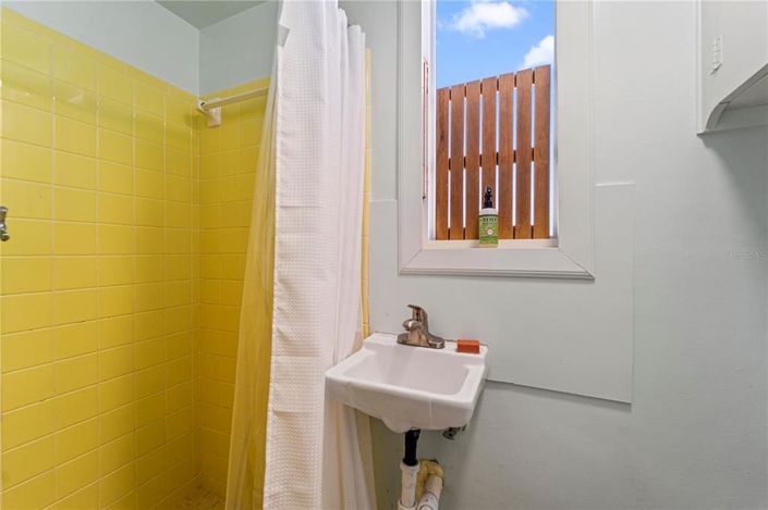 Image No.19-2 Bed Property for sale