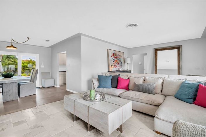 Image No.11-3 Bed Property for sale