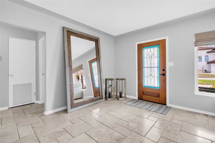 Image No.18-3 Bed Property for sale