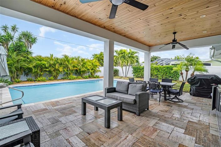 Image No.3-3 Bed Property for sale