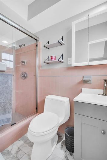 Image No.43-3 Bed Property for sale