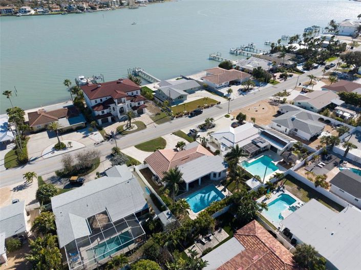 Image No.56-3 Bed Property for sale