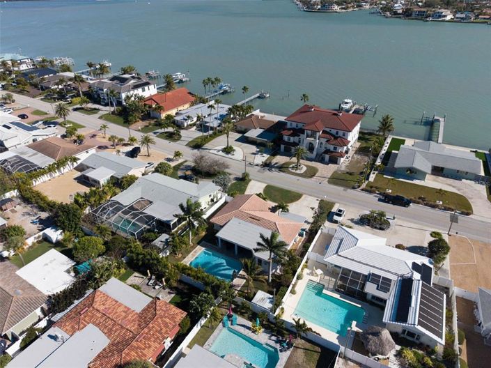 Image No.57-3 Bed Property for sale