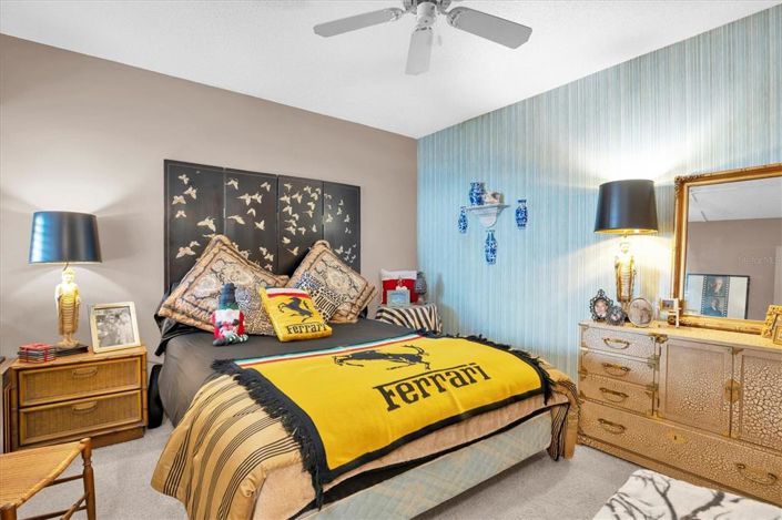 Image No.24-2 Bed Property for sale