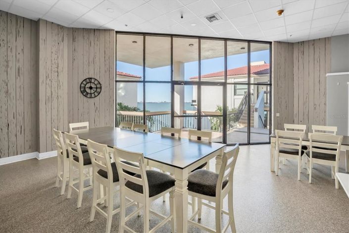 Image No.40-2 Bed Property for sale