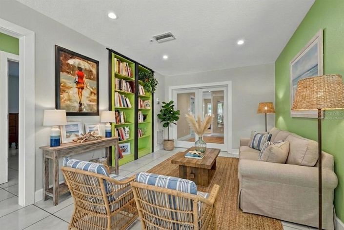 Image No.16-6 Bed Property for sale