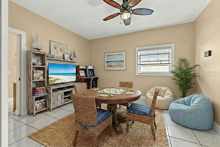 Image No.31-6 Bed Property for sale