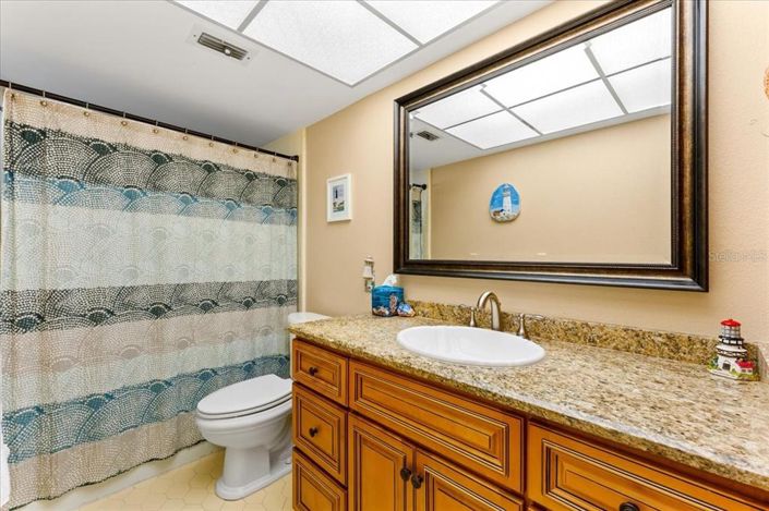 Image No.17-2 Bed Property for sale