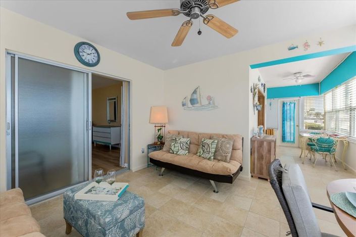 Image No.18-2 Bed Property for sale