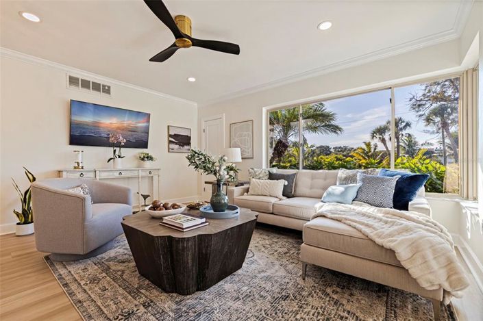 Image No.11-3 Bed Property for sale