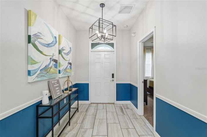 Image No.16-8 Bed Property for sale