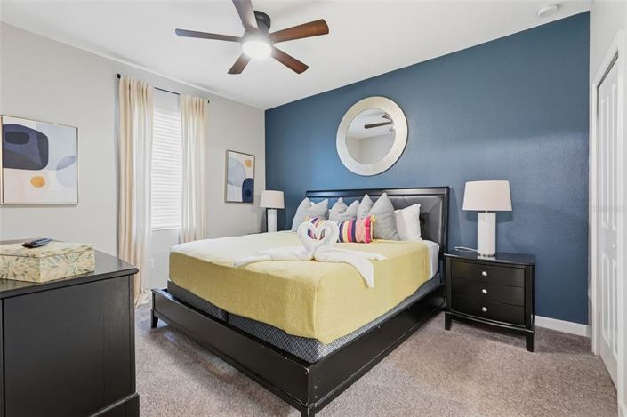 Image No.19-8 Bed Property for sale