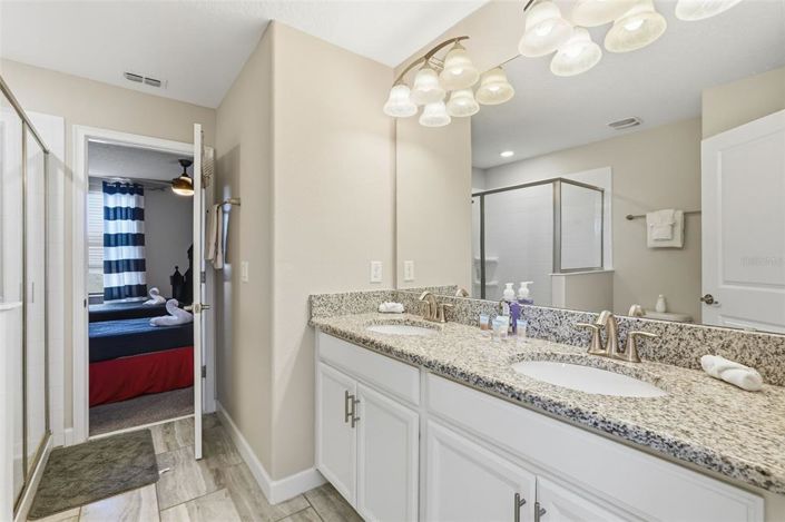 Image No.49-8 Bed Property for sale