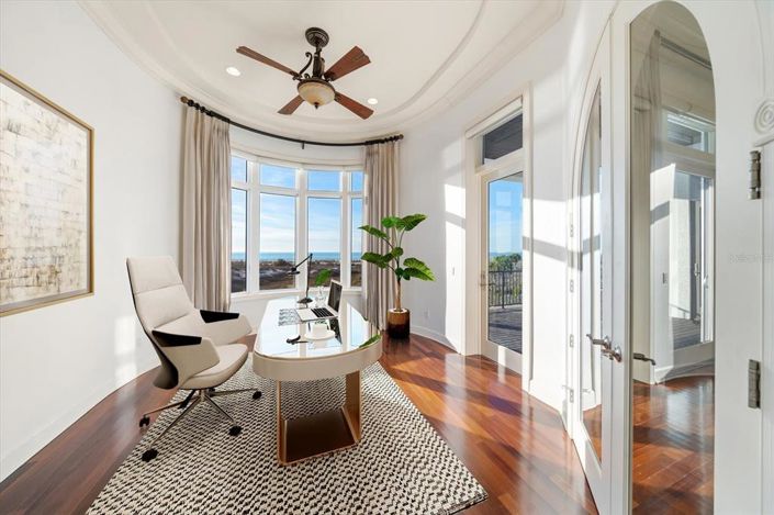 Image No.19-5 Bed Property for sale