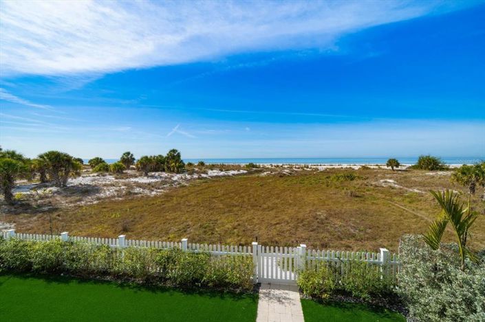 Image No.24-5 Bed Property for sale