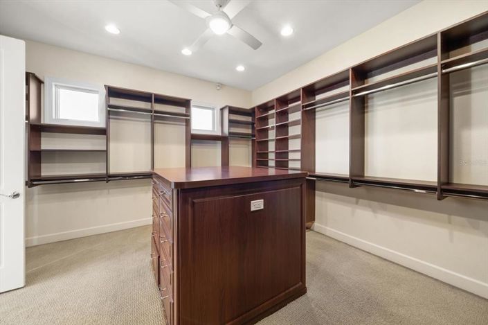 Image No.41-5 Bed Property for sale