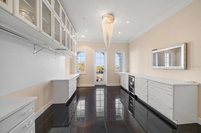 Image No.52-5 Bed Property for sale