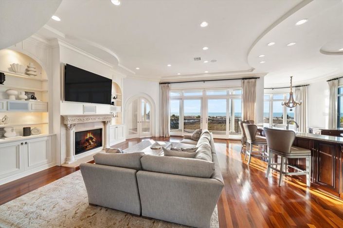 Image No.7-5 Bed Property for sale