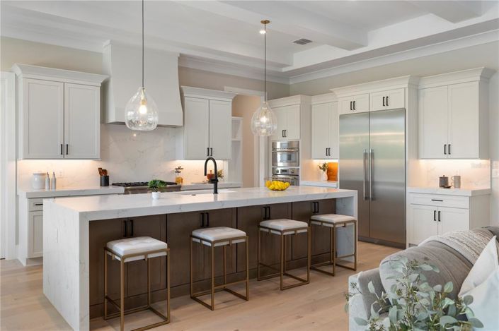 Image No.11-5 Bed Property for sale