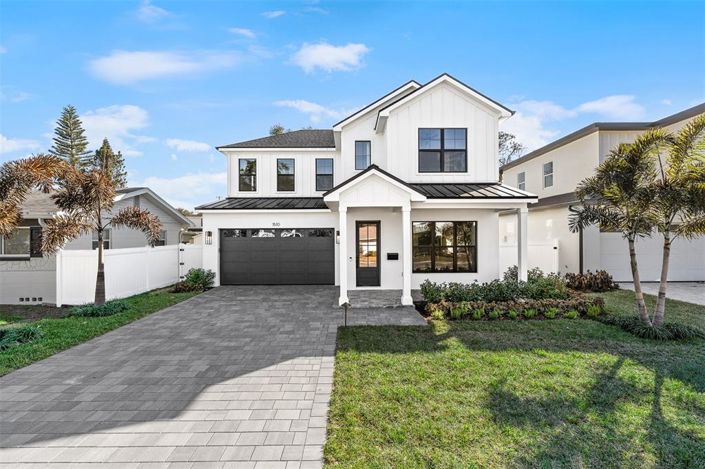 Image No.2-5 Bed Property for sale