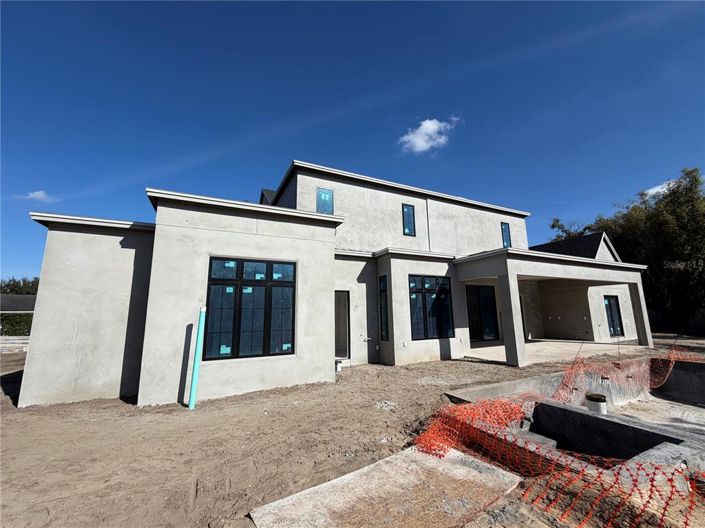 Image No.4-5 Bed Property for sale