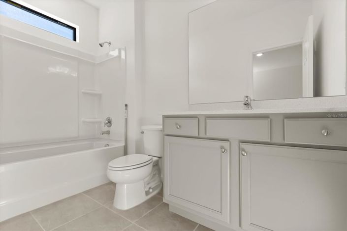 Image No.32-12 Bed Property for sale