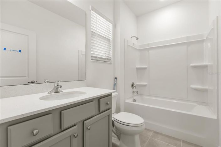 Image No.35-12 Bed Property for sale