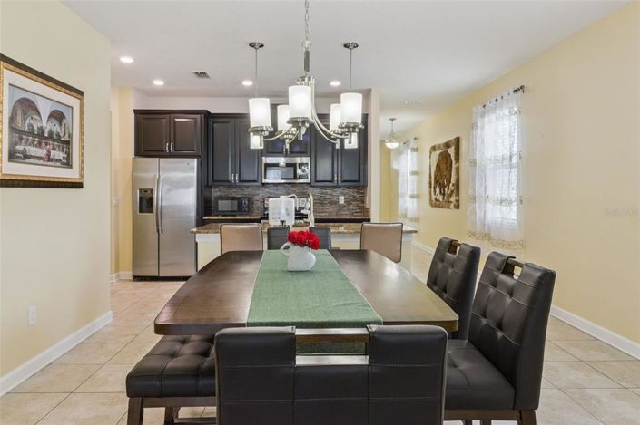 Image No.11-3 Bed Property for sale